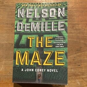 Book: The Maze by Nelson DeMille